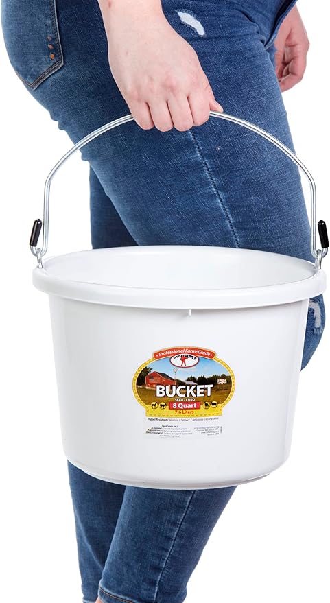 Little Giant® Plastic Animal Feed Bucket | Round Plastic Feed Bucket with Metal Handle | Made in USA | 8 Quarts | White