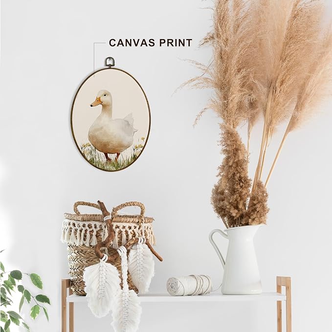 dvhdajed Vintage Farmhouse Duck Oval Wall Art Decor,Cottagecore Mallard Duck Wildflower Framed Canvas Art,Retro Country Ducks Oval Wall Hanging Decor for Nursery Living Room Bedroom，8.7x11.3 Inch