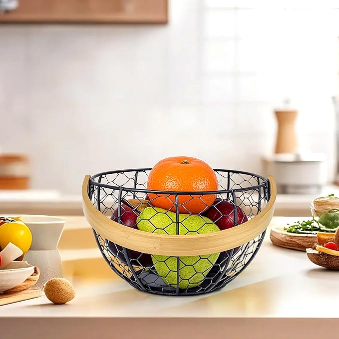 Wire Egg Basket for Gathering Fresh Egg Collecting Basket With Handle, Large Capacity Egg Holder Countertop, Metal Vintage Chicken Egg Basket for Farmhouse Kitchen Counter Decor Fruit Storage (Black)
