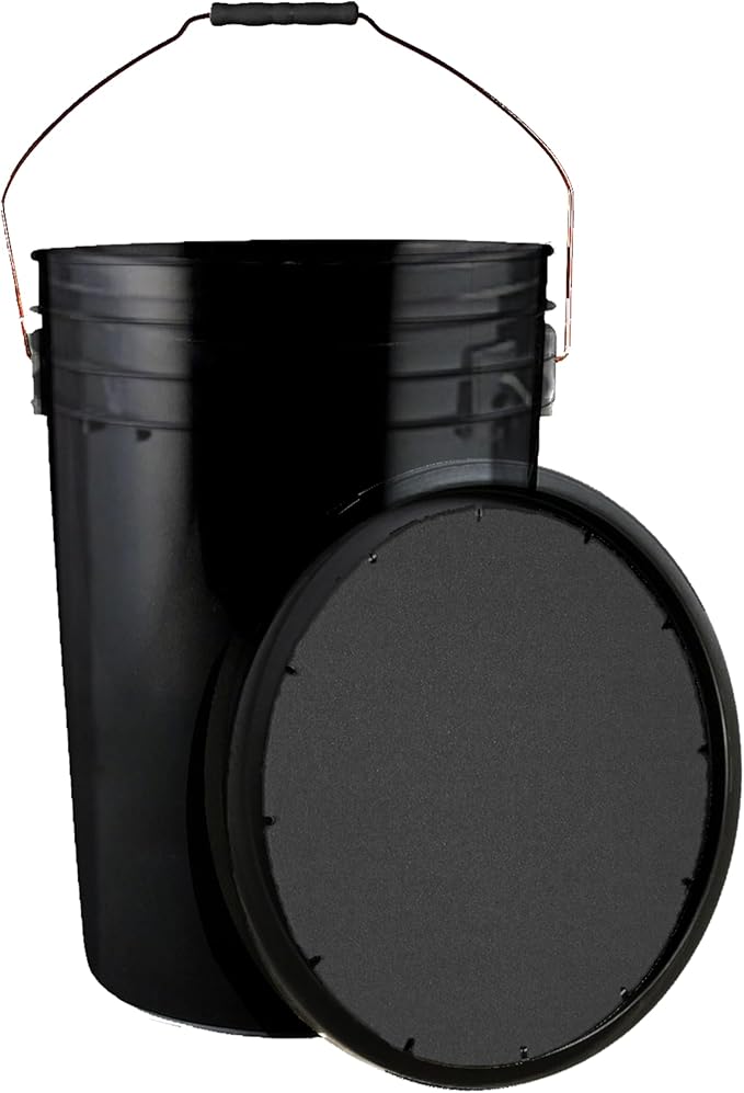 Champion Sports 6 Gallon Bucket with Padded Soft Seat Lid - Durable Construction - Balls Not Included - Ideal for Baseball, Softball, T-Ball, Practice Balls, and Lacrosse – Black