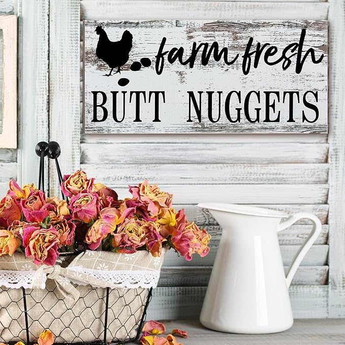 Farm Fresh Chicken Wall Decor Chicken Coop Sign Accessories Rustic Hen House Deco Farmhouse Wooden Door Decoration for Home Kitchen Decoration(Retro Color)