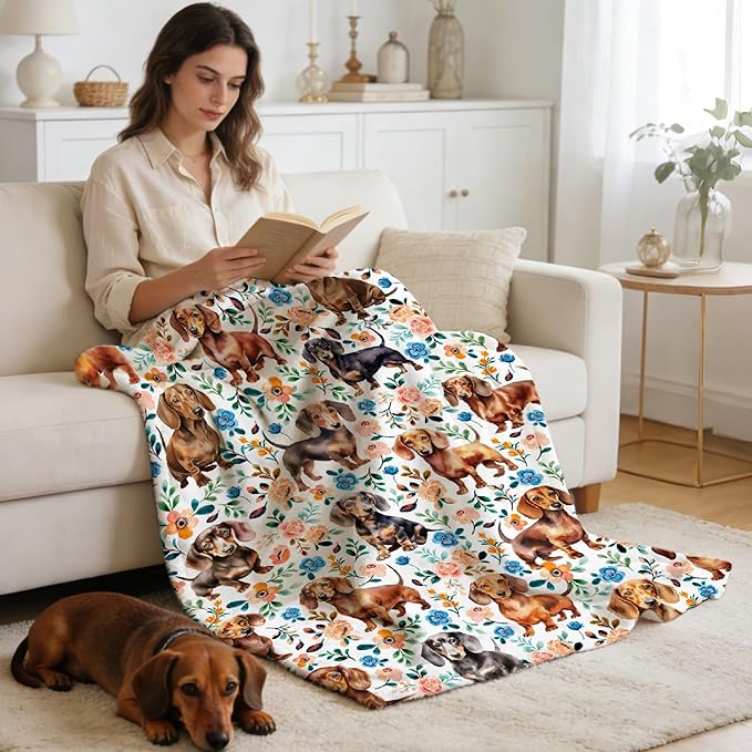 Dachshund Blanket for Women - Floral Wiener Dog Pattern Gift for Animal Lovers, Decor for Couch, Bed, Living Room - 60"x80" Adults/Twin Size