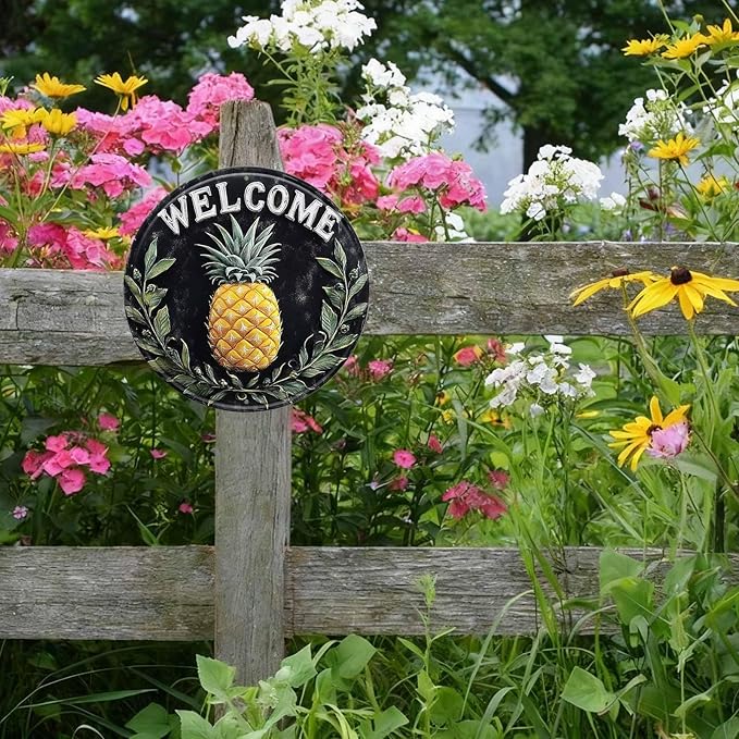 Welcome Pineapple Round Metal Tin Sign Wreath Vintage Farmhouse Wall Decor for Home Living Room Kitchen Dining Bedroom 12x12inch