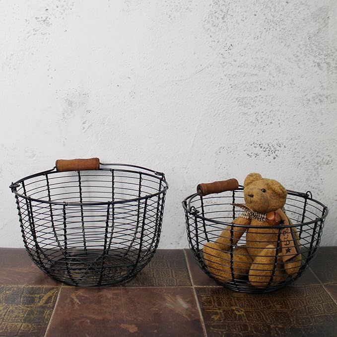 CVHOMEDECO. Metal Wire Egg Baskets Wire Fruit Baskets with Wooden Handle Country Vintage Style Storage Baskets. Matt Black, Set of 2. (Round)