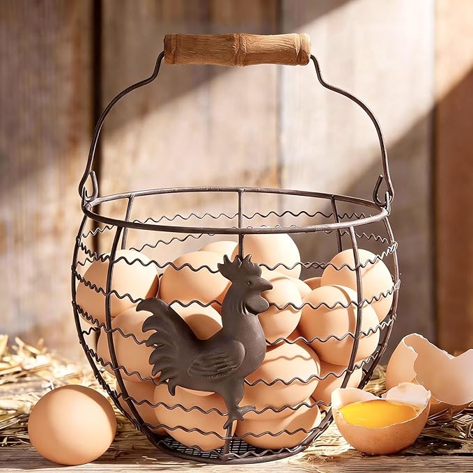 Wire Egg Basket for Gathering Fresh Eggs Collecting Basket With Handle,Rusty Chicken Decorated Small Chicken Egg Basket Vintage Style Eggs Holder Basket Countertop for Farmhouse Kitchen Decor