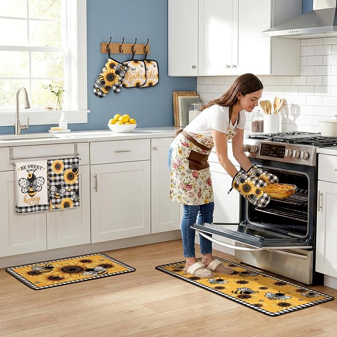 10 Pcs Farmhouse Kitchen Decor Set Dish Towels Kitchen Rugs Oven Mitts and Pot Holders for Cooking Baking Grilling Women Mom Daughter Gift(Yellow,Black,Bee Theme)
