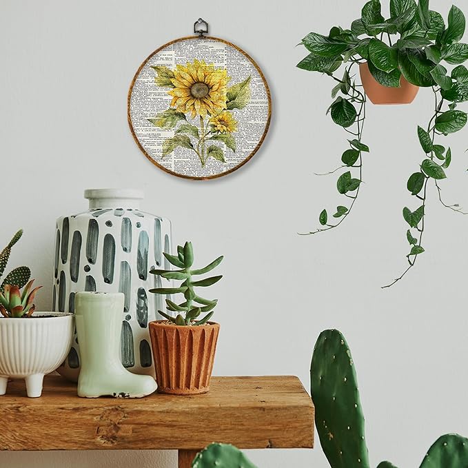 Hiuwevt Vintage Flower Round Wall Art, Rustic Floral Wall Decor, Retro Summer Yellow Floral Hanging Canvas Prints Walls Decorations for Farmhouse Home Bedroom Living Room, 10x10 Inch