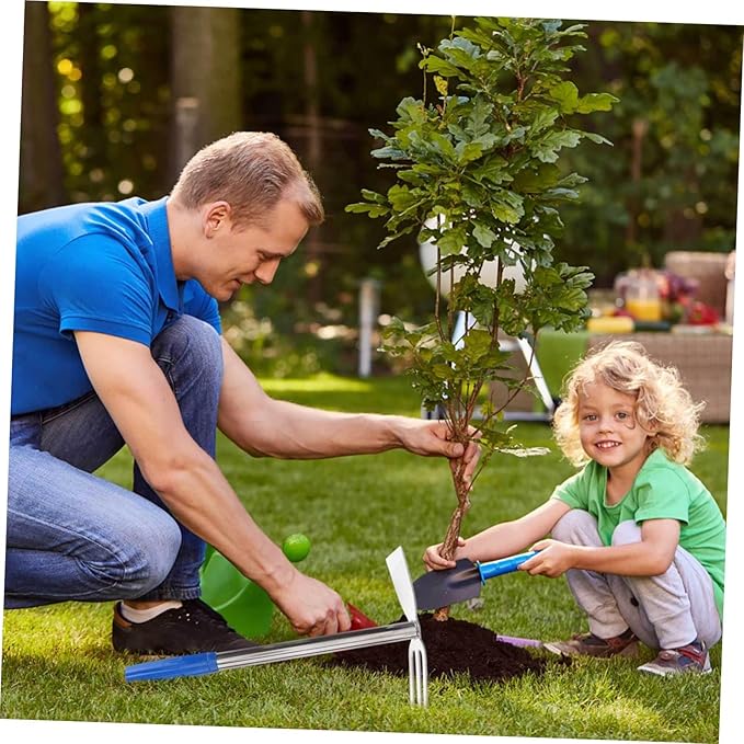 1piece Stainless Steel Handheld Weeding Hoe Multi-Functional Cultivator Tool for Gardening Planting and Weeding Lightweight and Garden Rake for Vegetable Farms and