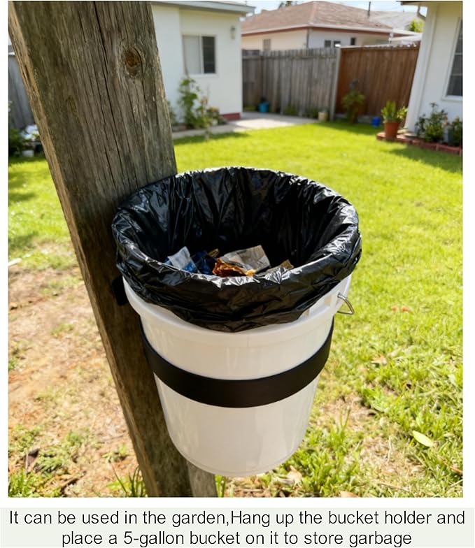 5-Gallon Bucket Holder, Wall-Mounted Istallation,Applicable to Courtyards, Warehouses, and Horse Farms (Excluding Buckets) (Black 1 PCS)
