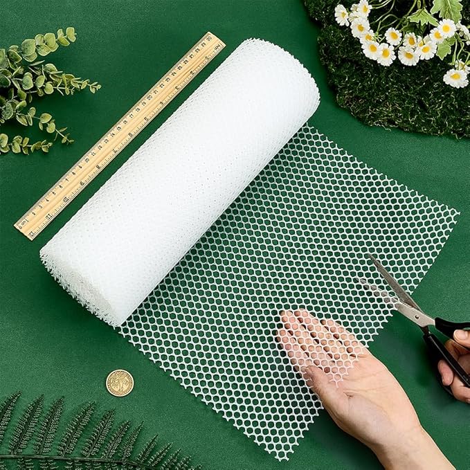 OLYCRAFT 16.4Ftx12 Inch White Plastic Chicken Wire Fence Mesh Poultry Fencing with Cable Tie Hexagonal Fencing Wire Protective Fence Net Plastic Mesh Anti-fall Net for Gardening Floral Chicken Netting
