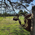 Farm Peeping Cow Metal Art Outdoor Decor Garden Fence Decoration, Farmhouse Backyard Hang Artwork Wall Decor, Outdoor Yard Patio Lawn Statue Gift for Loved Dad Grandpa (Cow)