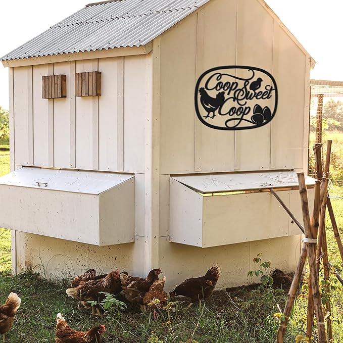 Sweet Chicken Coop Signs, Metal Hen with Chicks Farm Decor - Rustic Chicken Coop Decor for Garden, Farmhouse Kitchen, Funny Farm Wall Art Gift