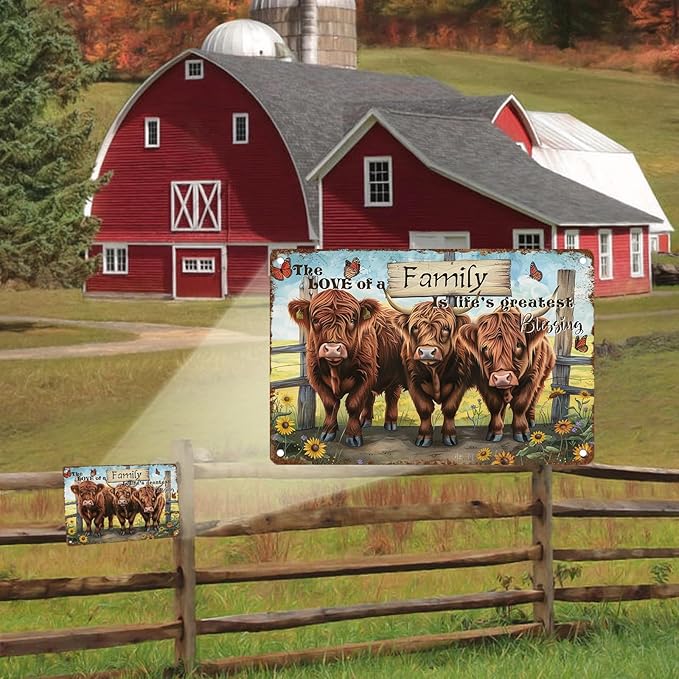 Cow Tin Sign Farm Metal Sign Highland Cows The Love of A Family Rustic Decor Vintage Tin Sign Home Kitchen Bar Cafe Farm Club Cave Wall Decor 12 * 8in