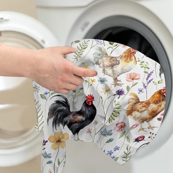 Floral Chickens Throw | Rooster Chicken Home Decor Flannel Blanket for Couch/Travel/Camping | 50''x60'' for Teens