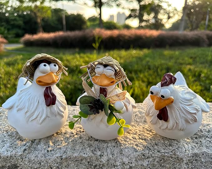 Teaeeno Chicken Fence Decor Statues,Funny Farm Sculpture Chicken Decorations,3 Chickens a Set,Resin Chicken Figurines,Cute Animal Outdoor Sculpture for Home Garden Stairs,Farm,Patio,Backyard