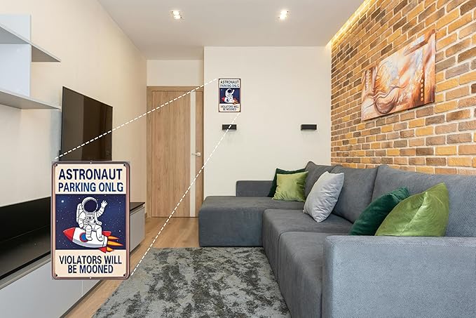 "Astronaut Parking Only" Sign – Metal Outer Space-Themed Plaque, Creative Gift for Space Enthusiasts, Suitable for Bedroom, Office, Game Room, Boys' Room, Classroom, Nursery, Party Decor, and Wall Decoration – 8x12 Inches