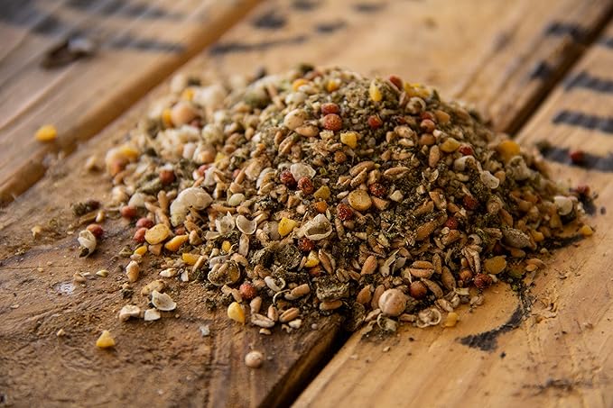 New Country Organics I Pastured Perfect Layer Feed for Laying Hens | Corn-Free and Soy-Free | 17% Protein | Certified Organic and Non-GMO | 40 lbs