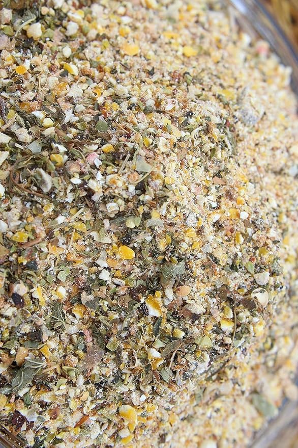 Pampered Chicken Mama Oregano Peck Chicken Feed Supplement with Kelp & Oregano | Protein Rich Chicken Treats for Hens, Baby Chick Feed (4 Pound)
