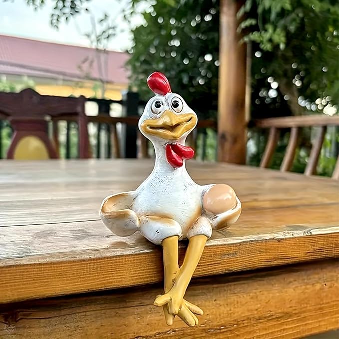 Funny Chicken Decor Sculpture - Sitting Cartoon Chicken Statues for Garden Backyard Resin Chicken Figurine for Fence Yard Home Patio Office Cute Animal Statues for Farmhouse Tabletop Decor