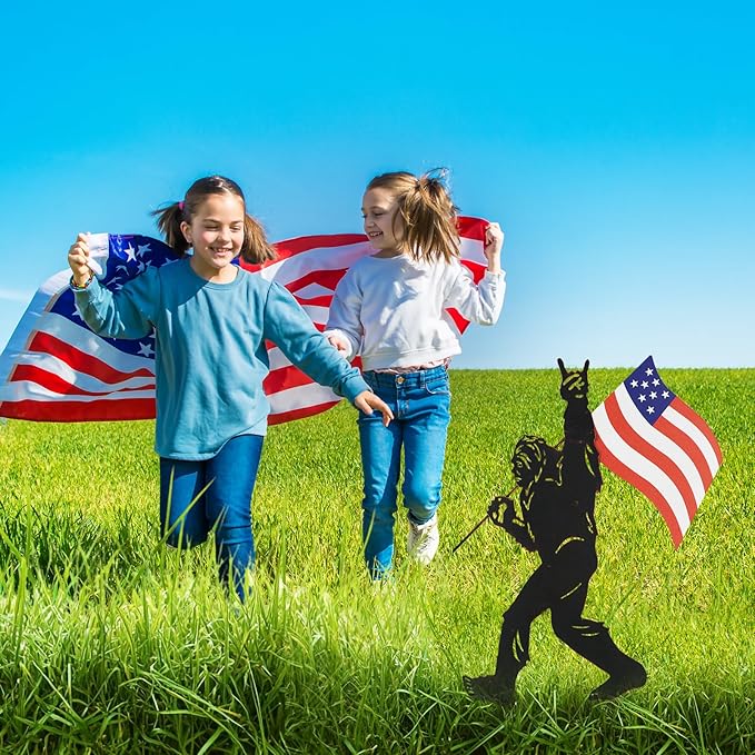 TT & MM Big Foot Sasquatch Gifts for Men/Women,Bigfoot Yard Decor Metal Garden Stakes,Patriotic Decorations Outdoor Bigfoot Silhouette Statues for Yard Art,Patio,Lawn