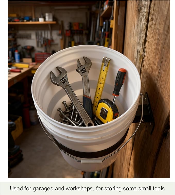 5-Gallon Bucket Holder, Wall-Mounted Istallation,Applicable to Courtyards, Warehouses, and Horse Farms (Excluding Buckets) (Black 1 PCS)