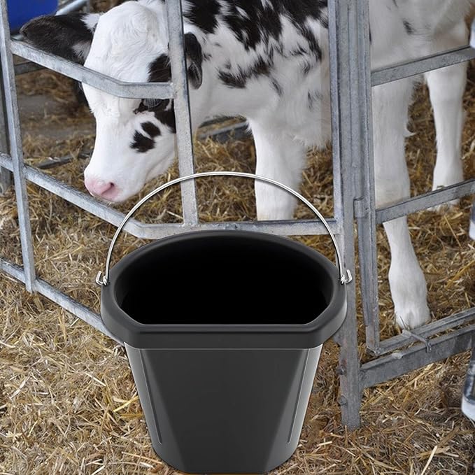 Horse Feed Bucket Water Bowl Multipurpose Storage Bin with Handle Utility Bucket Rubber Feeder for Outdoor Farm Pasture Ranch