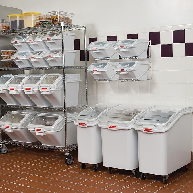Rubbermaid Commercial Products ProSave Shelf-Storage Ingredient Bin With Scoop 500-Cup capacity Plastic White Sliding Lid Container with Wheels for Kitchen/Restaurant Food Organization