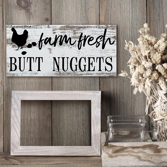 Farm Fresh Chicken Wall Decor Chicken Coop Sign Accessories Rustic Hen House Deco Farmhouse Wooden Door Decoration for Home Kitchen Decoration(Retro Color)