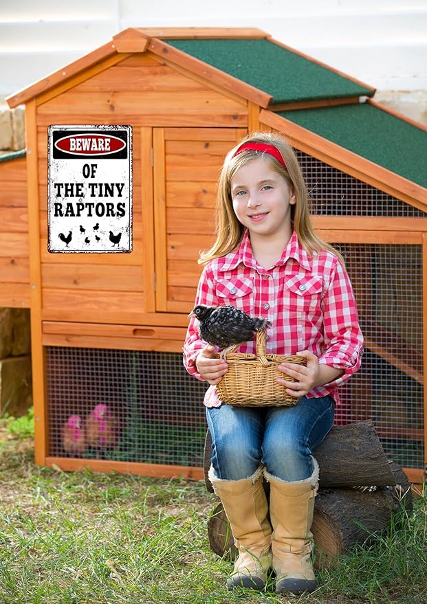 Vintage Metal Sign, Beware of The Tiny Raptors, Chicken Coop Decor, Rustic Farm Wall Art,Funny Chicken Art Tin Sign for Home Kitchen Outdoor Decor 8“×12”